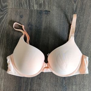 Victoria's Secret Perfect Shape push-up bra - 36C - peach